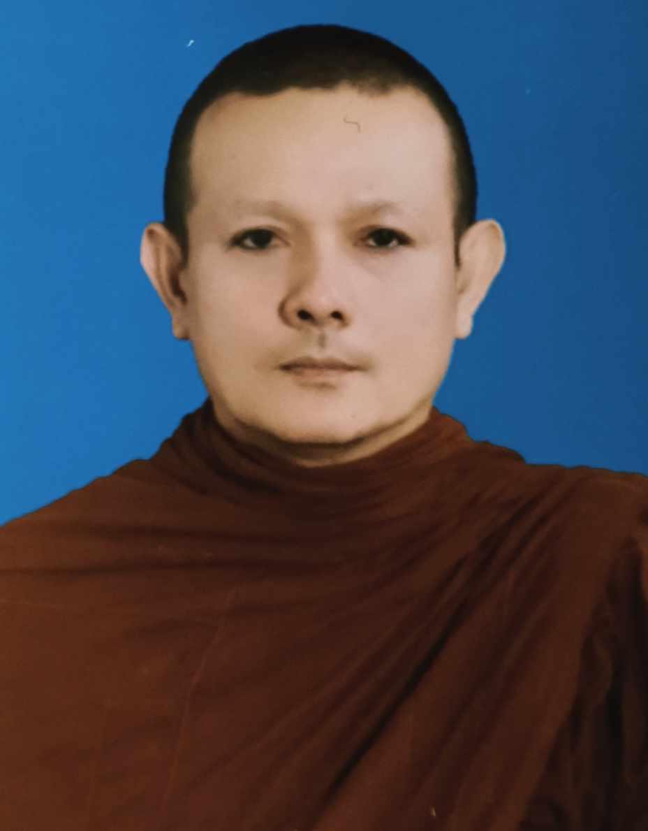 พระธนัท ไทรทองคำ