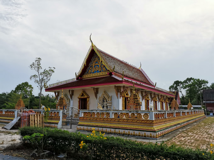 วัดพระหอม 